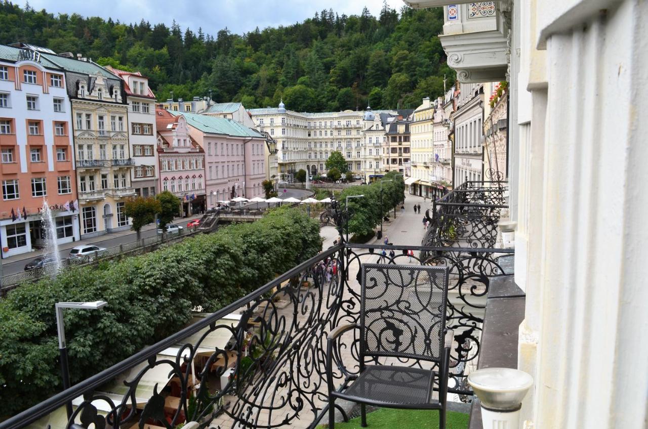 Hotel Palacky Karlovy Vary Exterior photo